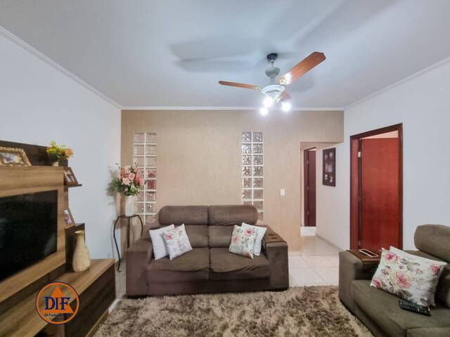 #257 - Casa para Venda em Taubaté - SP