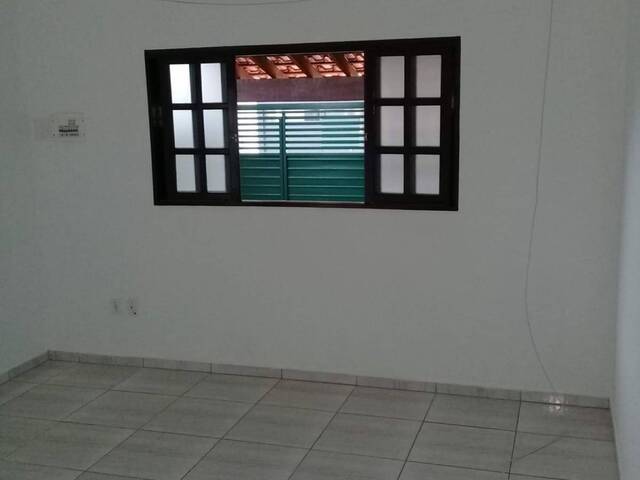 Casa para Venda em Taubaté - 4