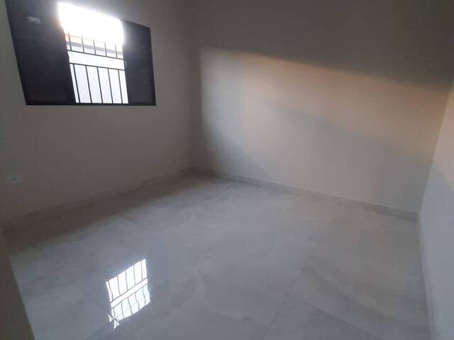 Casa para Venda em Taubaté - 5