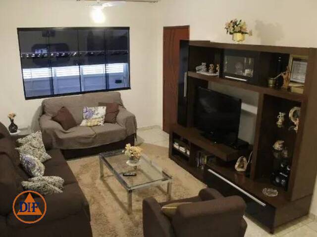 #427 - Sobrado para Venda em Taubaté - SP - 1
