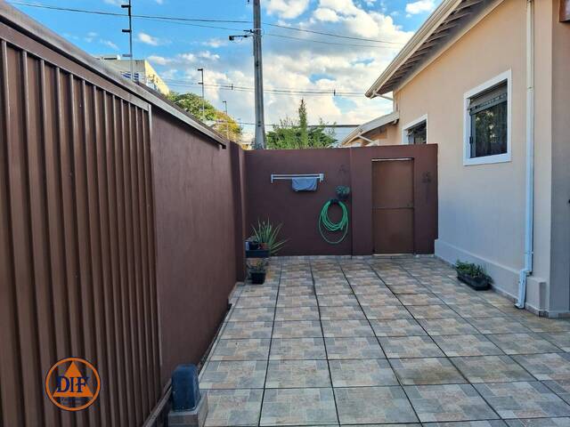 #479 - Casa para Venda em Taubaté - SP - 2