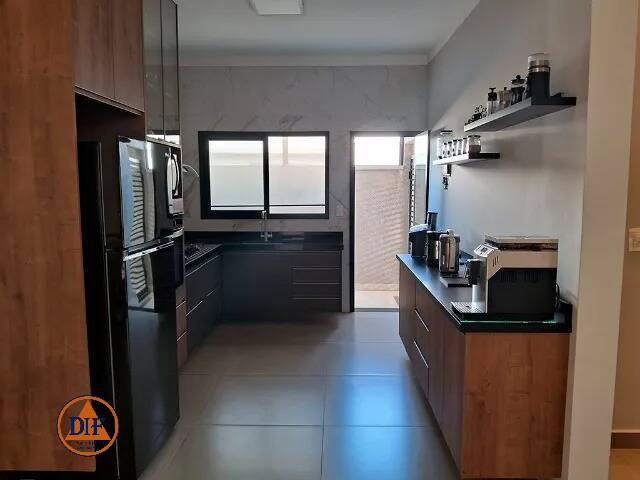 Venda em Condominio Cataguá Way - Taubaté