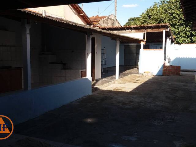 #777 - Casa para Venda em Caçapava - SP - 1