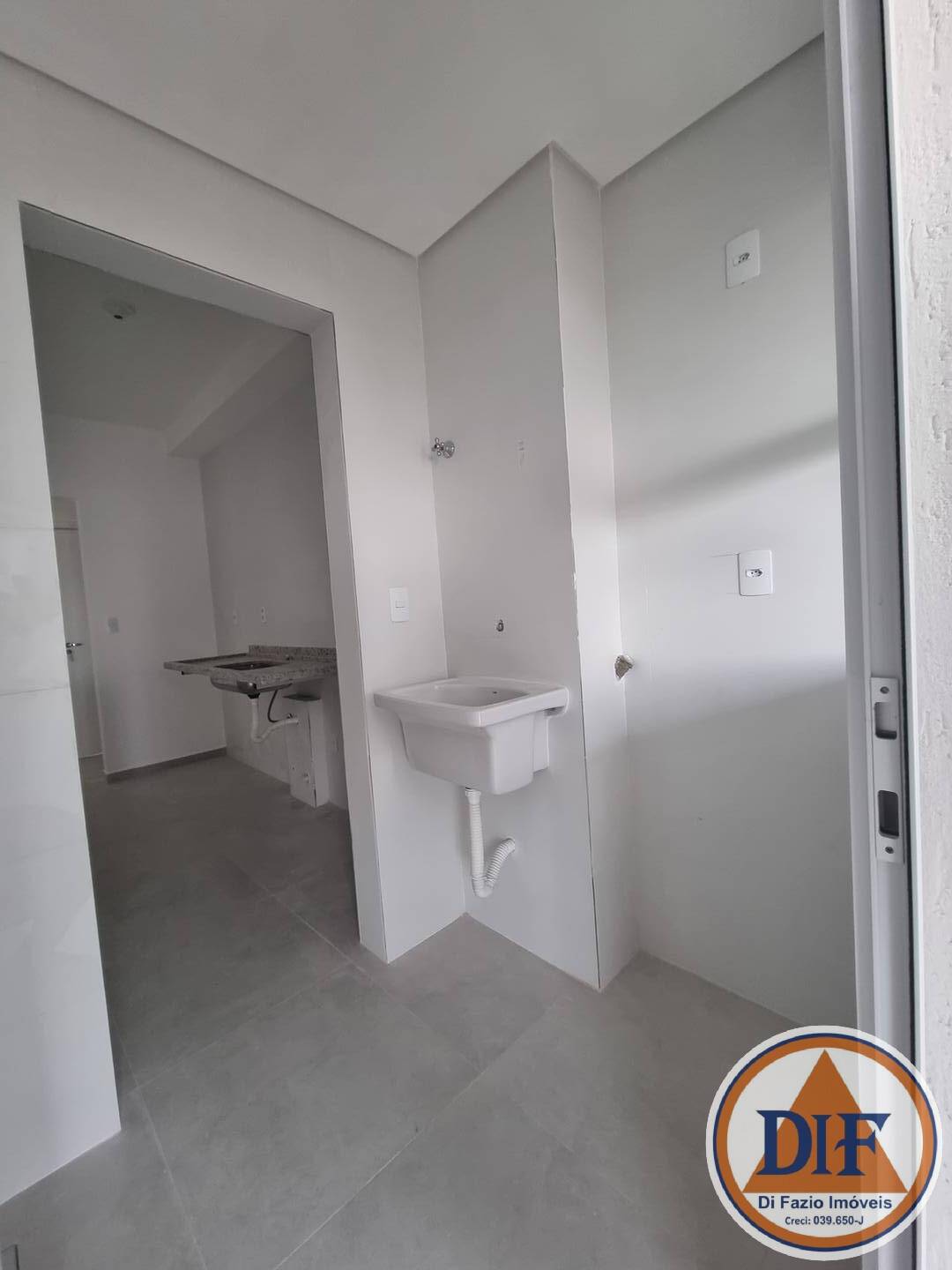 Apartamento à venda e aluguel com 2 quartos, 77m² - Foto 9