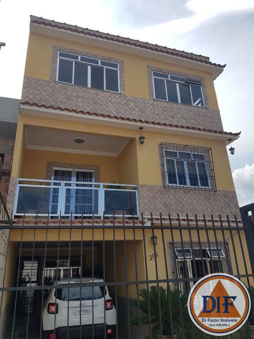 Casa à venda com 4 quartos, 183m² - Foto 1
