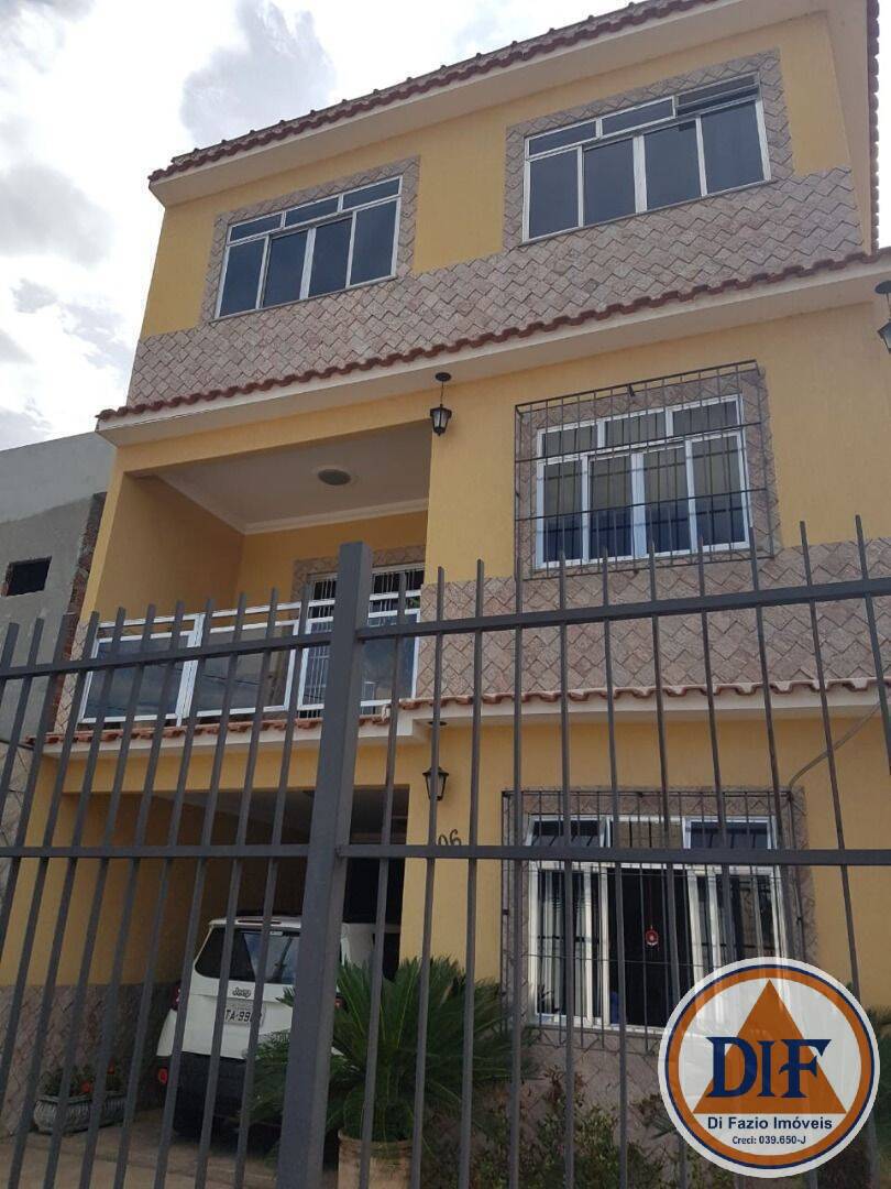 Casa à venda com 4 quartos, 183m² - Foto 2