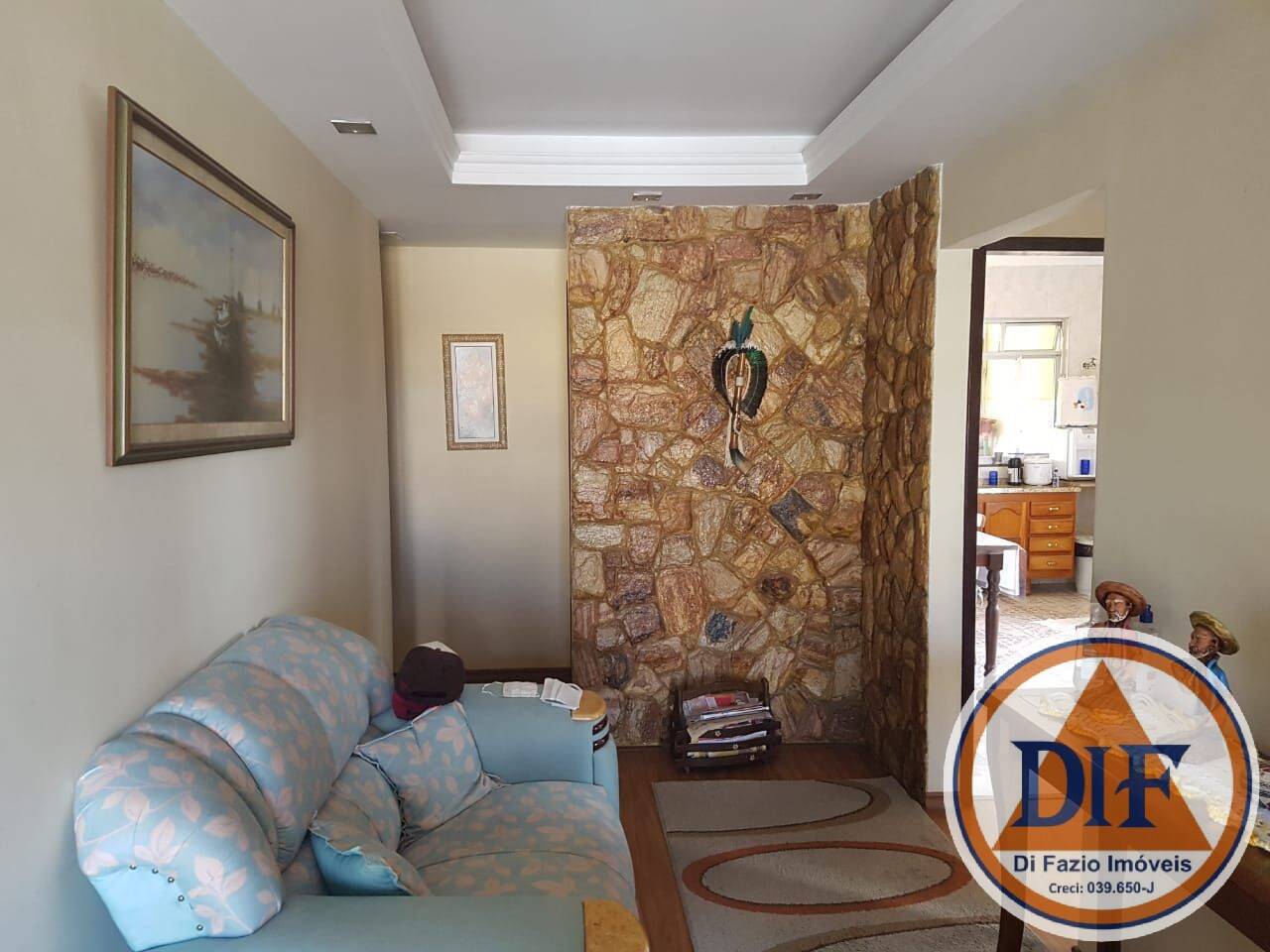 Casa à venda com 4 quartos, 183m² - Foto 9