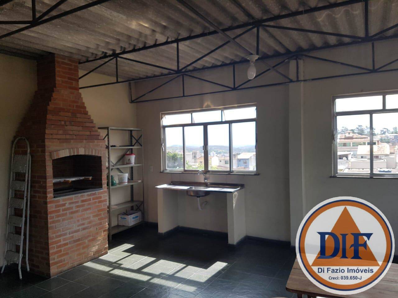 Casa à venda com 4 quartos, 183m² - Foto 13
