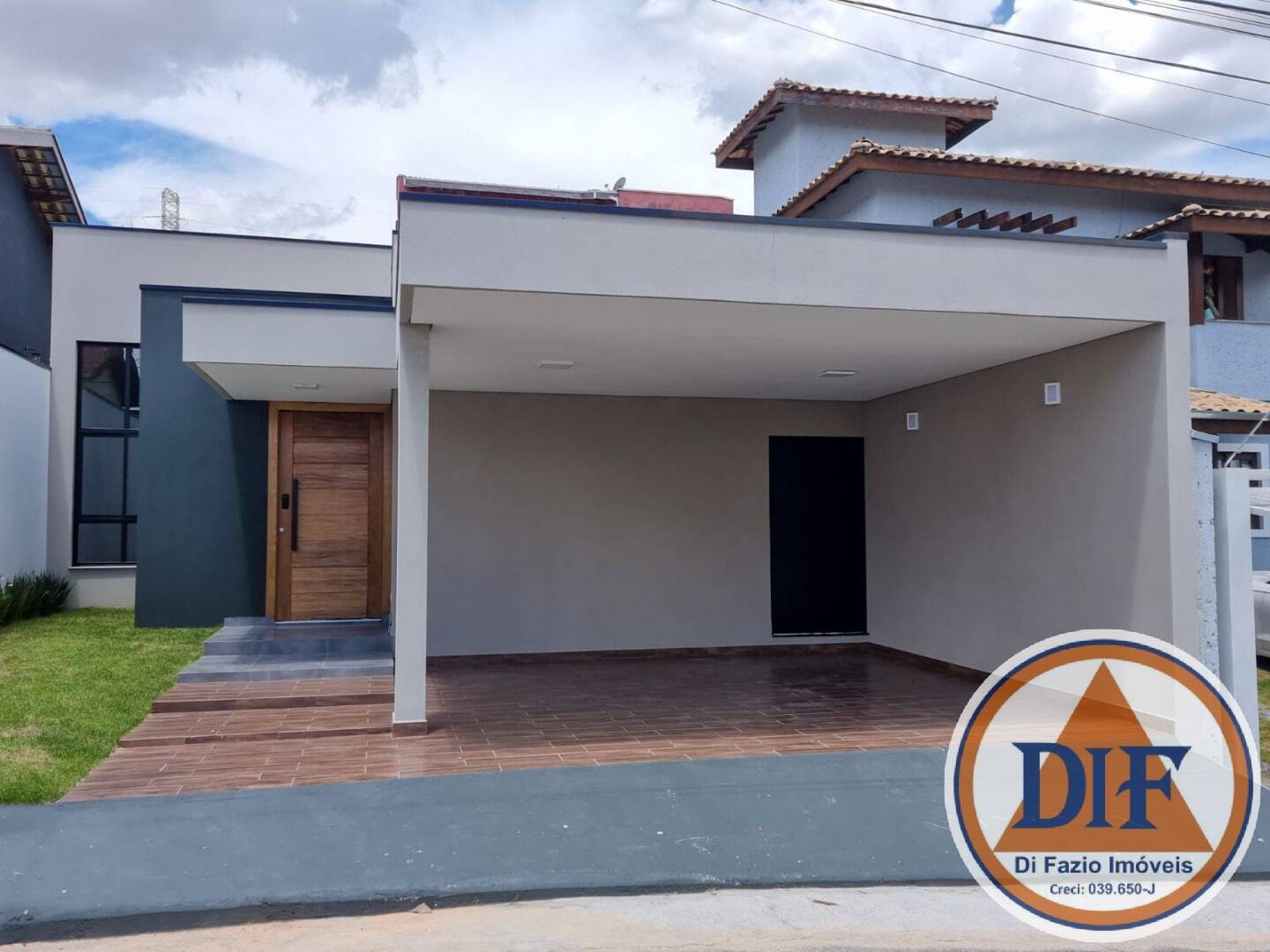 Casa de Condomínio à venda com 3 quartos, 151m² - Foto 1