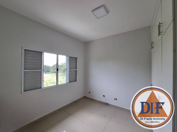 Casa à venda e aluguel com 3 quartos, 210m² - Foto 5