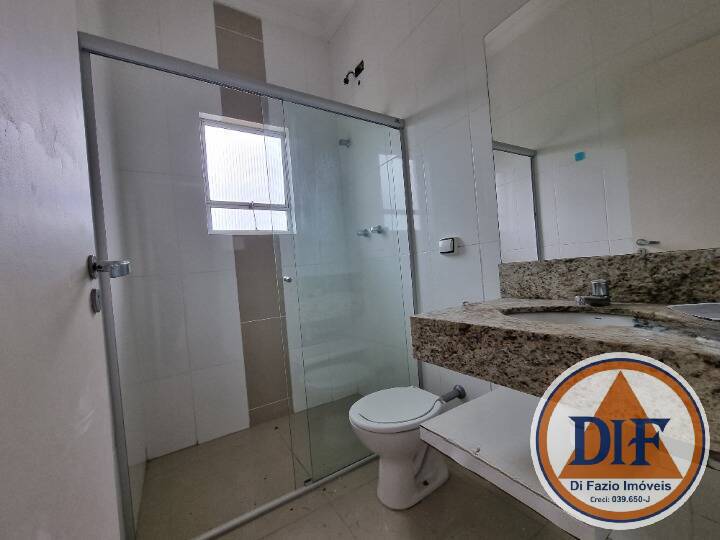 Casa à venda e aluguel com 3 quartos, 210m² - Foto 8