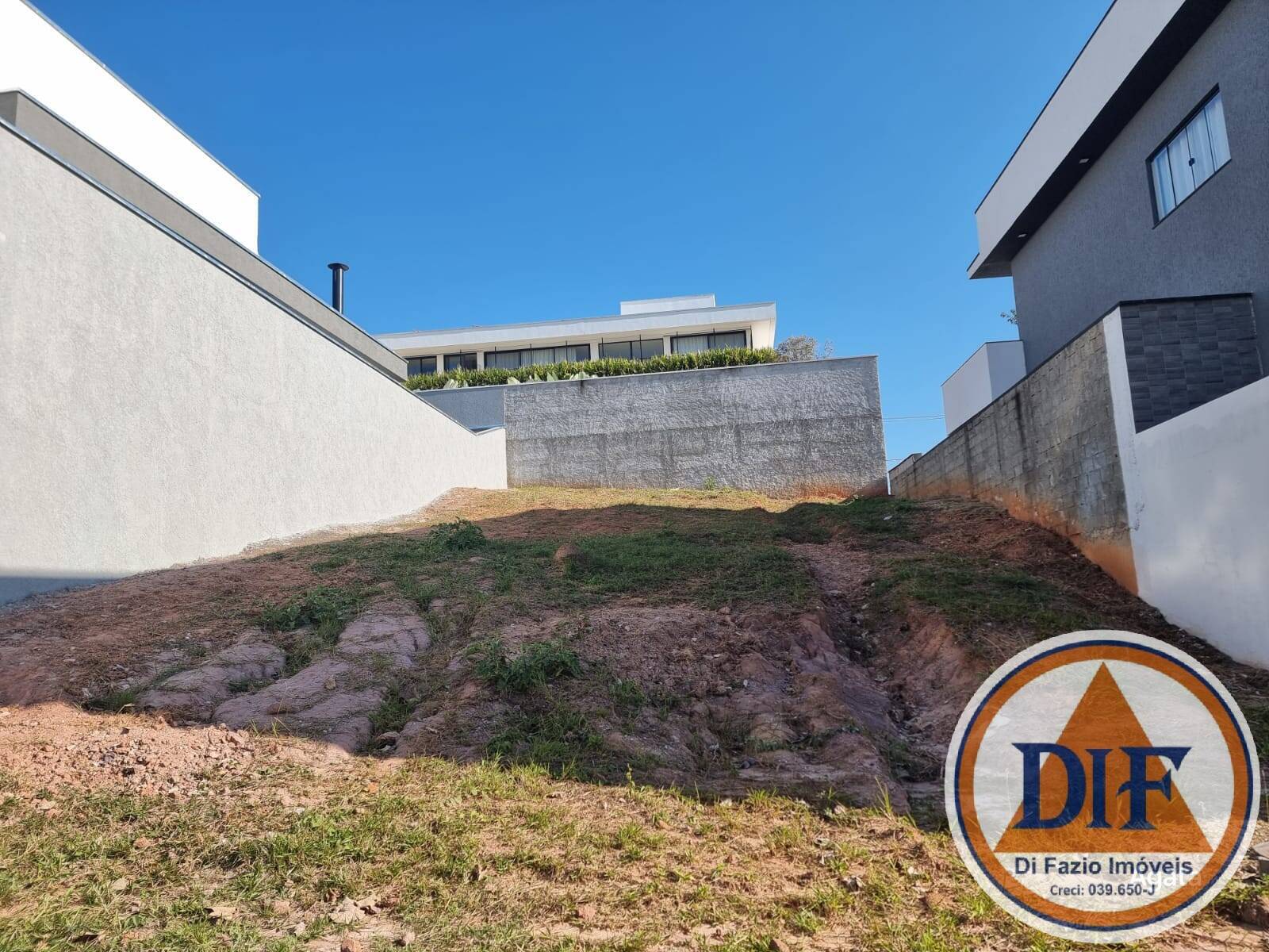 Terreno à venda, 311m² - Foto 1