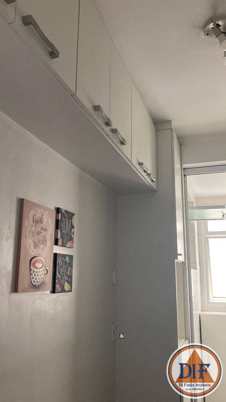 Apartamento para alugar com 3 quartos, 80m² - Foto 5