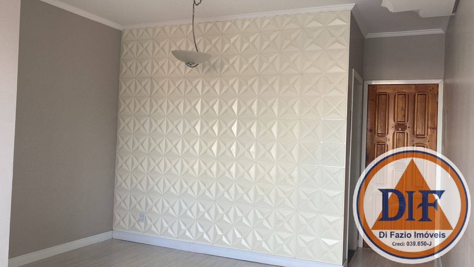 Apartamento para alugar com 3 quartos, 80m² - Foto 1