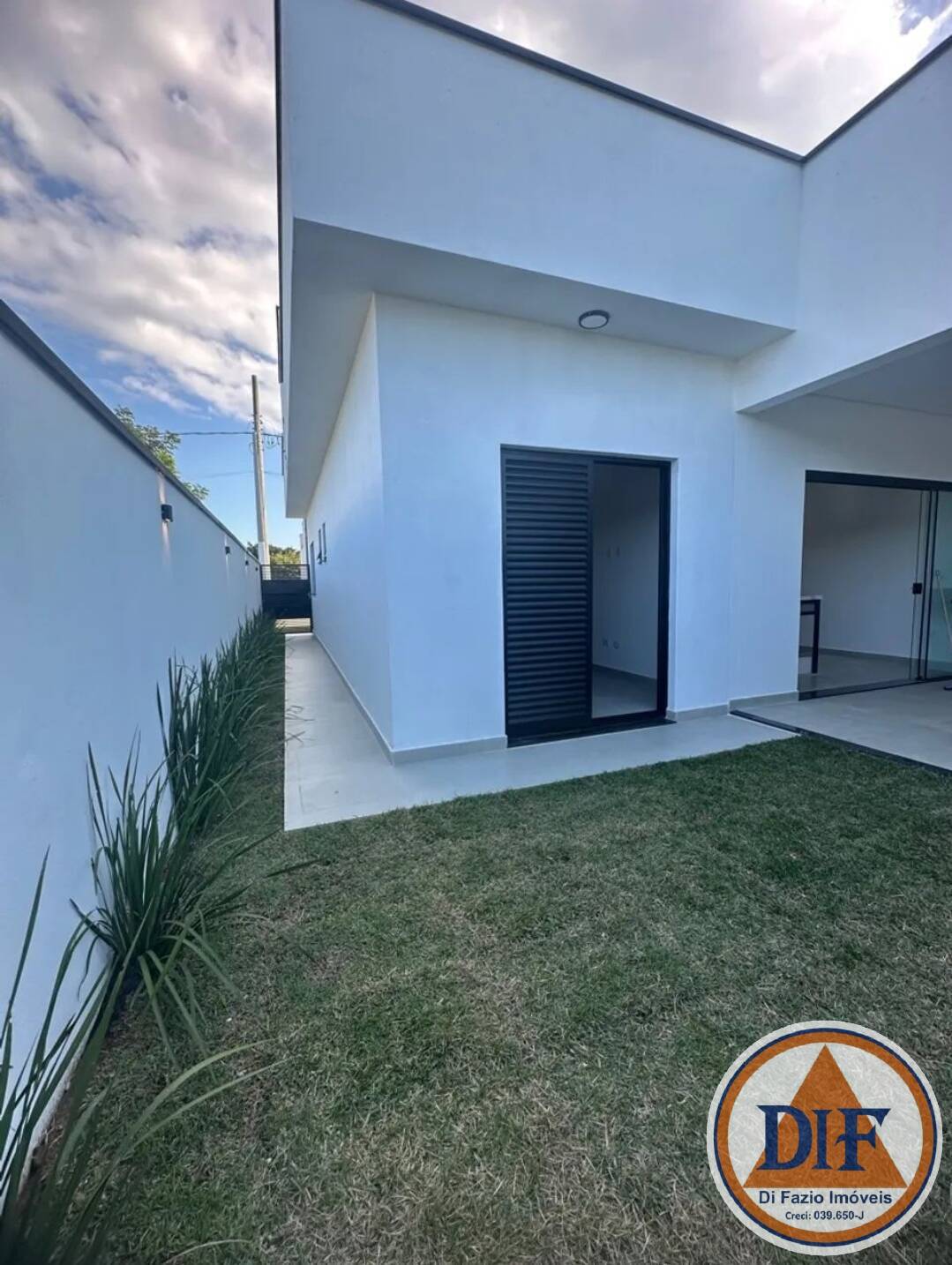 Casa de Condomínio à venda com 2 quartos, 105m² - Foto 3