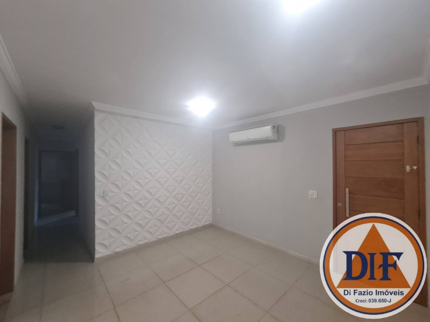 Casa de Condomínio à venda com 3 quartos, 84m² - Foto 2