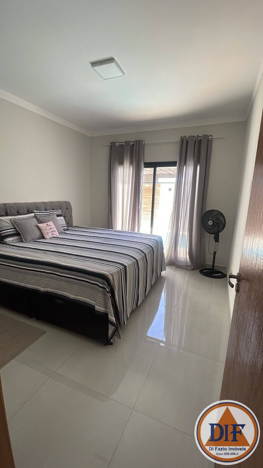 Casa de Condomínio à venda com 3 quartos, 178m² - Foto 10