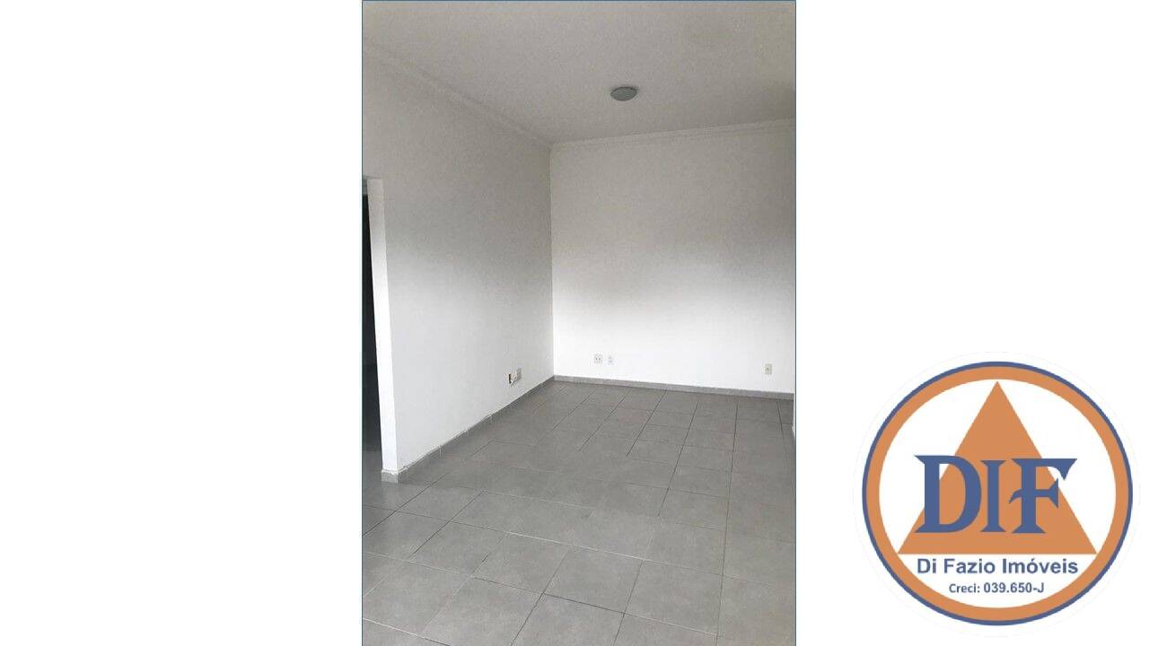 Apartamento à venda com 2 quartos, 78m² - Foto 4