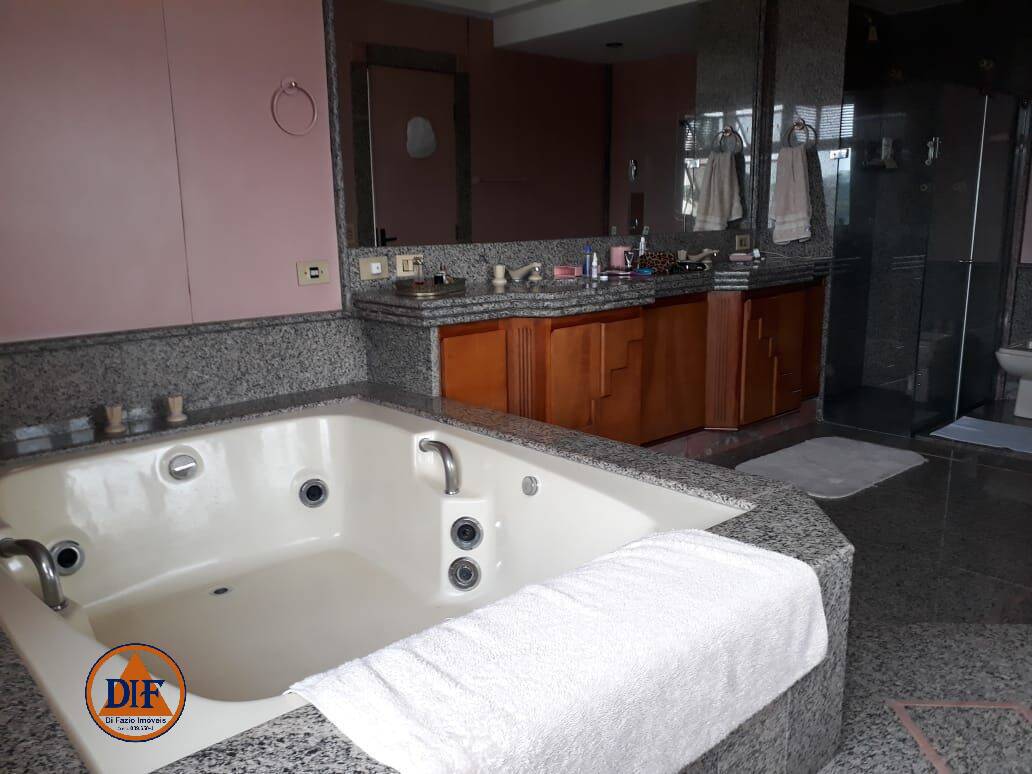 Apartamento à venda com 5 quartos, 300m² - Foto 9