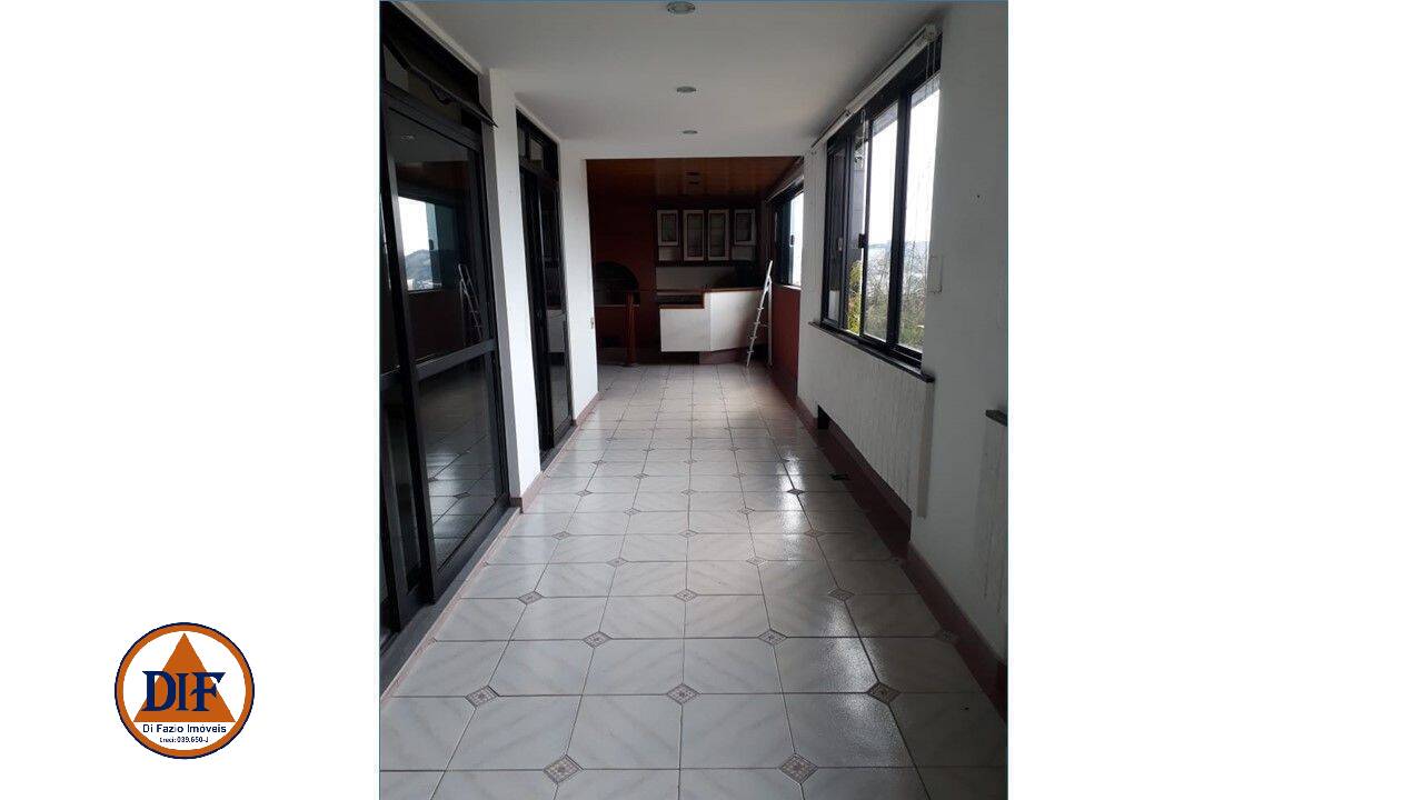 Apartamento à venda com 5 quartos, 300m² - Foto 17