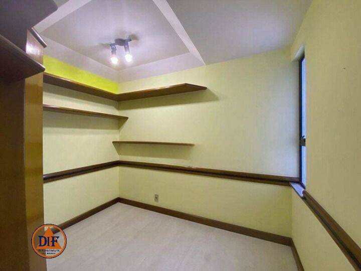 Apartamento à venda com 5 quartos, 300m² - Foto 23