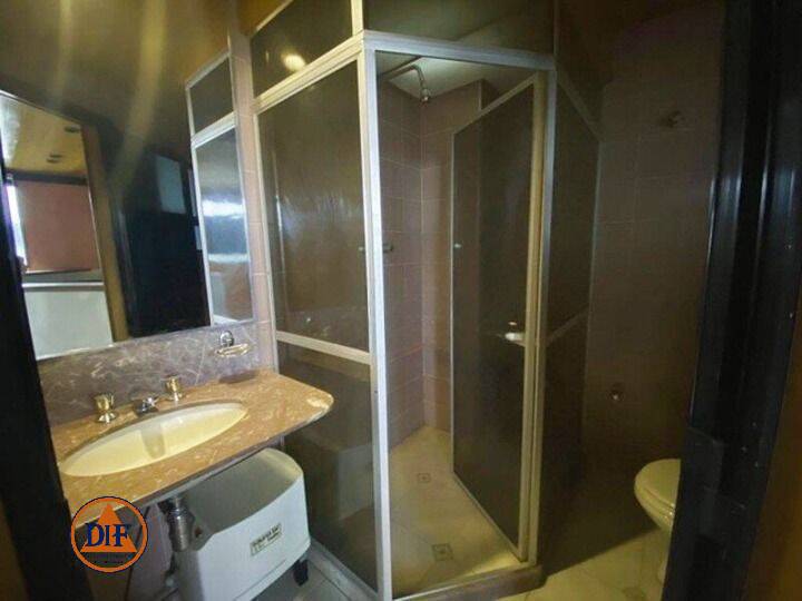 Apartamento à venda com 5 quartos, 300m² - Foto 30
