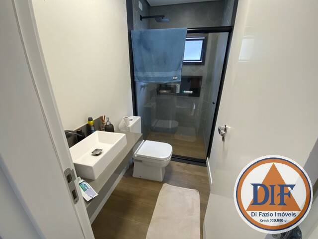 Casa à venda com 4 quartos, 275m² - Foto 5