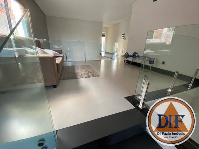 Casa à venda com 4 quartos, 275m² - Foto 8