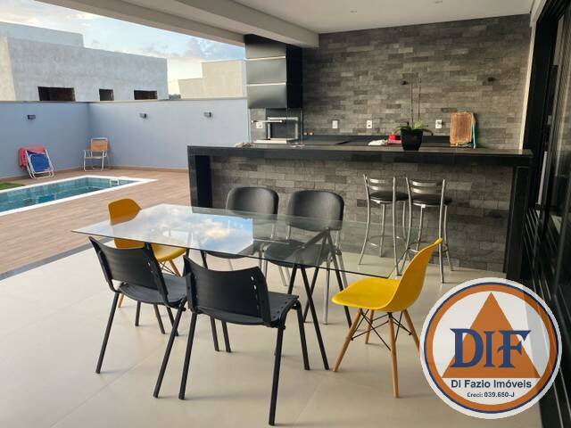 Casa à venda com 4 quartos, 275m² - Foto 14