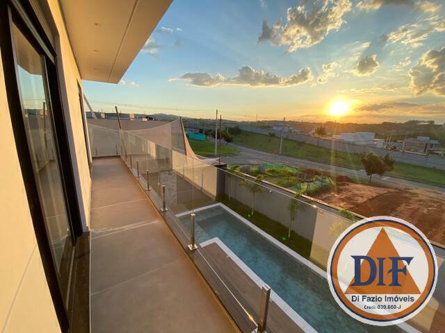 Casa à venda com 4 quartos, 275m² - Foto 18
