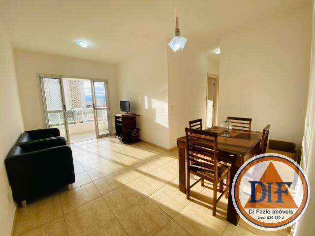 Apartamento à venda com 2 quartos, 70m² - Foto 1