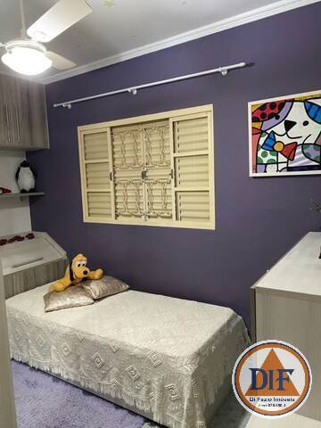Casa à venda com 3 quartos, 190m² - Foto 17