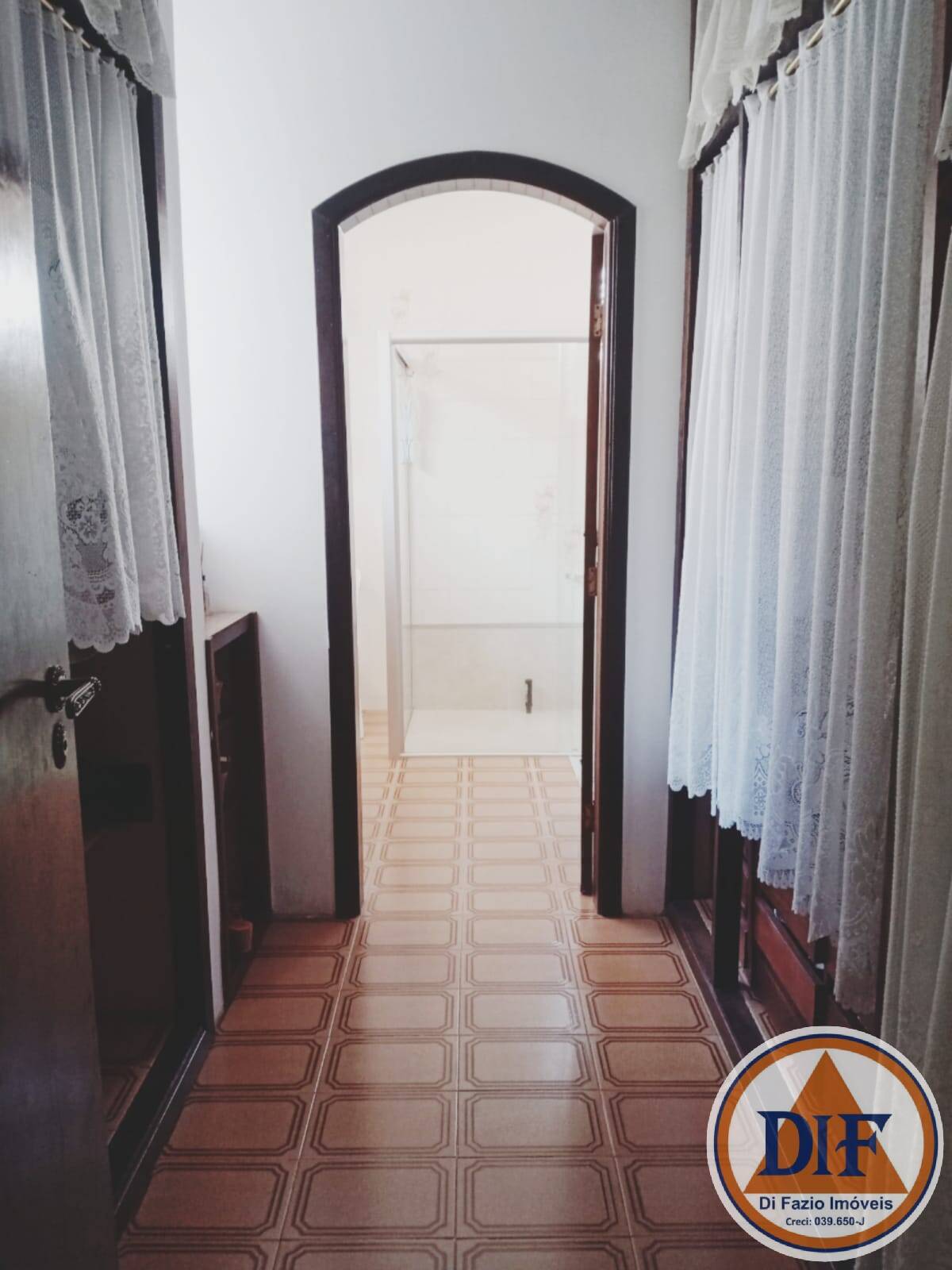 Casa à venda com 3 quartos, 195m² - Foto 17