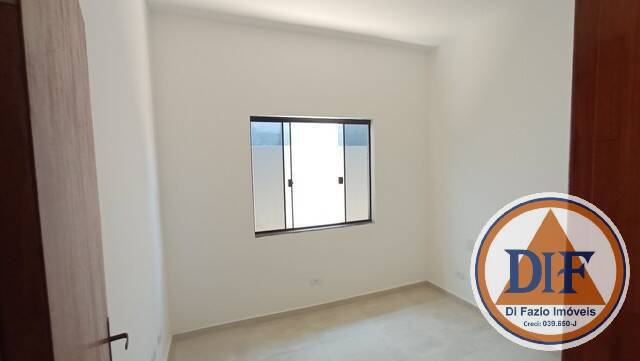 Casa à venda com 3 quartos, 82m² - Foto 8