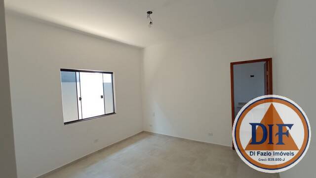 Casa à venda com 3 quartos, 82m² - Foto 9