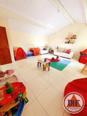 Casa à venda com 3 quartos, 170m² - Foto 3