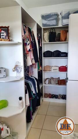 Casa à venda com 3 quartos, 170m² - Foto 2