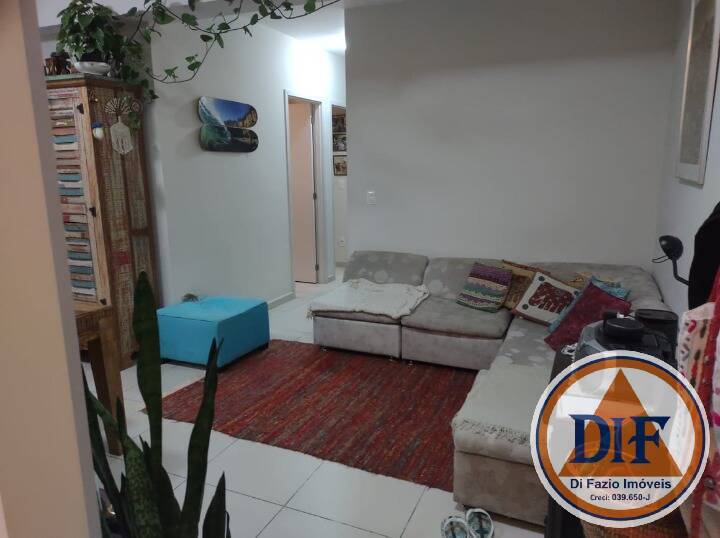 Apartamento à venda com 3 quartos, 72m² - Foto 2