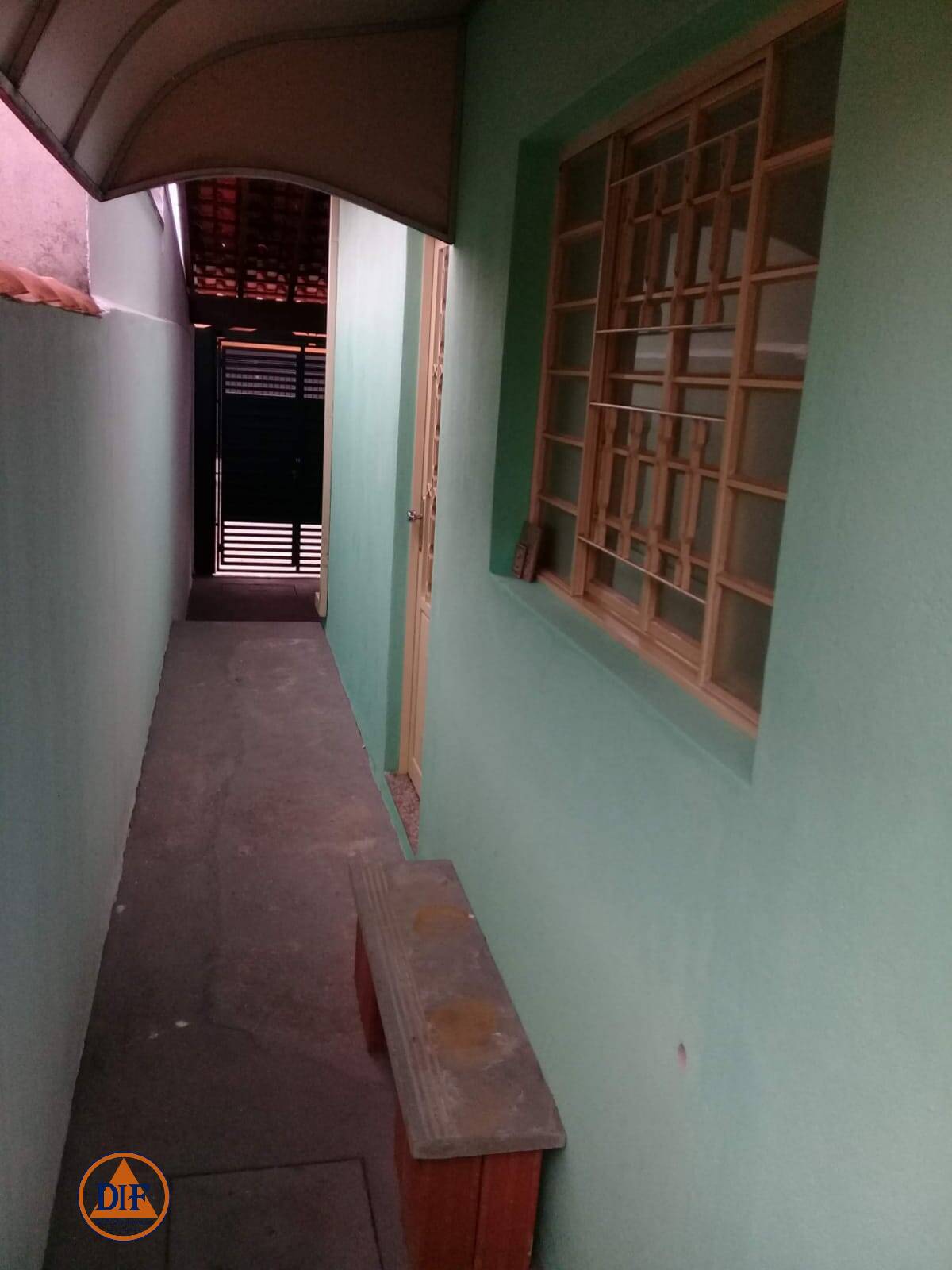 Casa à venda com 2 quartos, 100m² - Foto 11