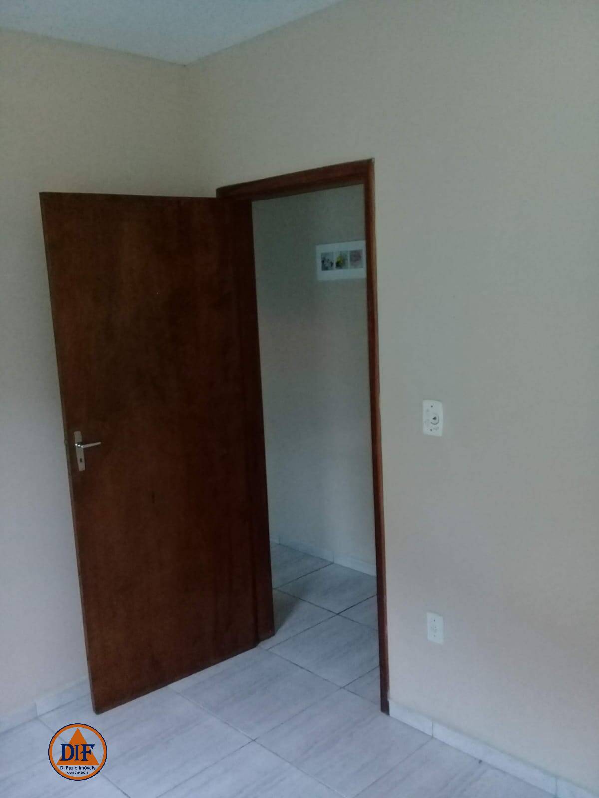 Casa à venda com 2 quartos, 100m² - Foto 17