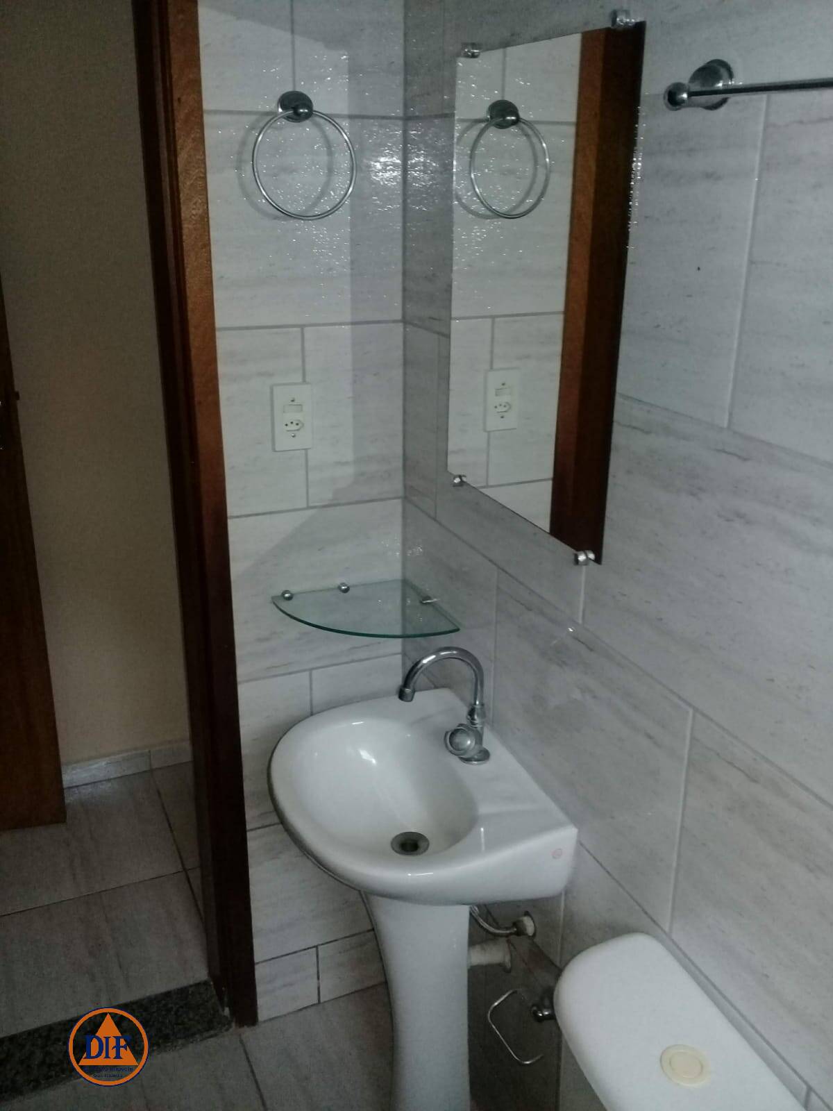 Casa à venda com 2 quartos, 100m² - Foto 19