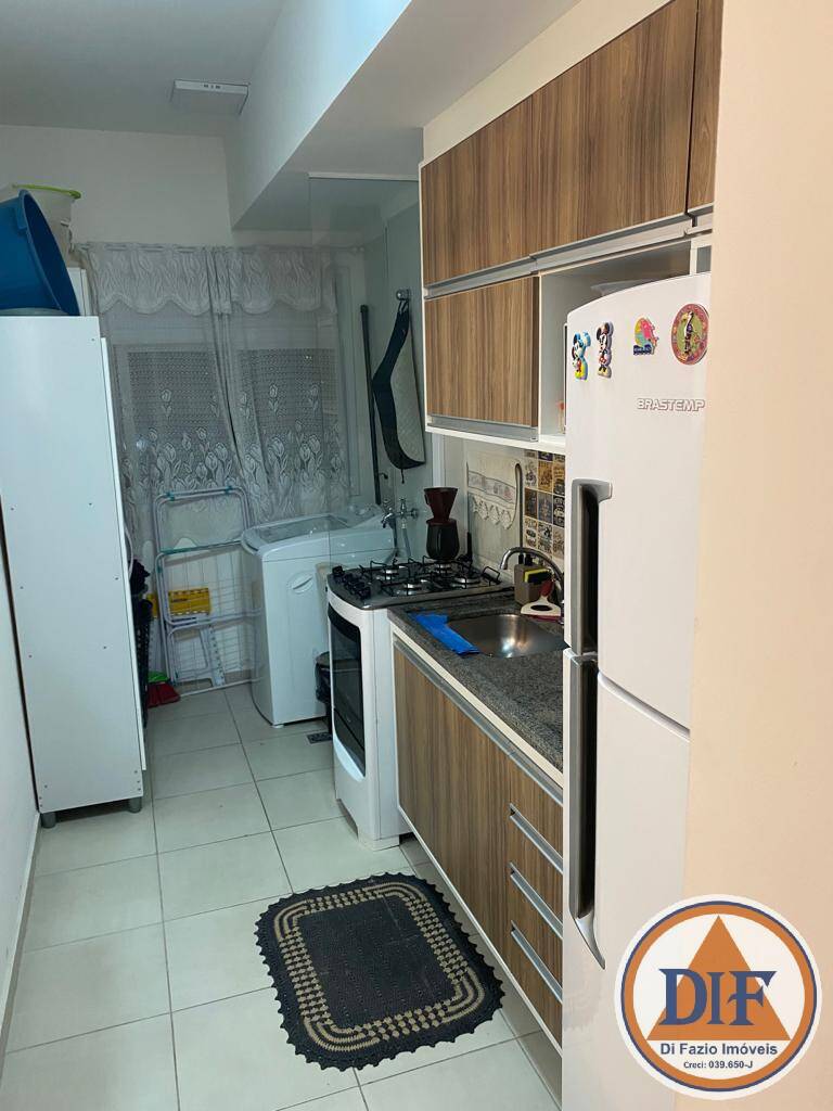 Apartamento à venda com 2 quartos, 69m² - Foto 3