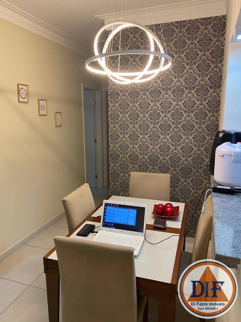 Apartamento à venda com 2 quartos, 69m² - Foto 8