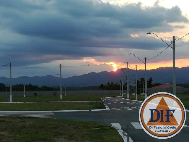 Terreno à venda, 250m² - Foto 1