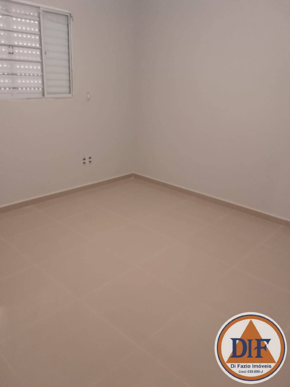 Casa à venda com 2 quartos, 83m² - Foto 10