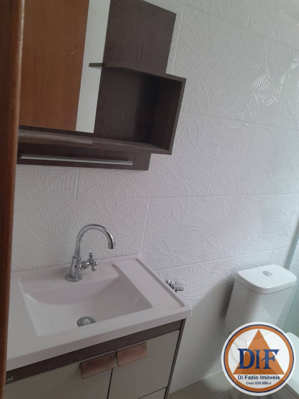 Casa à venda com 2 quartos, 83m² - Foto 11