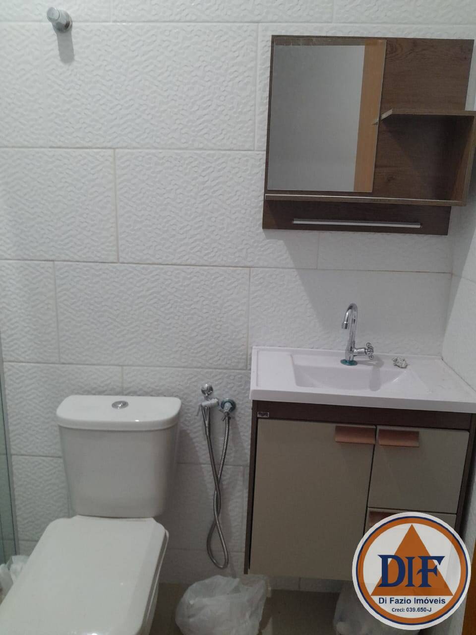 Casa à venda com 2 quartos, 83m² - Foto 17