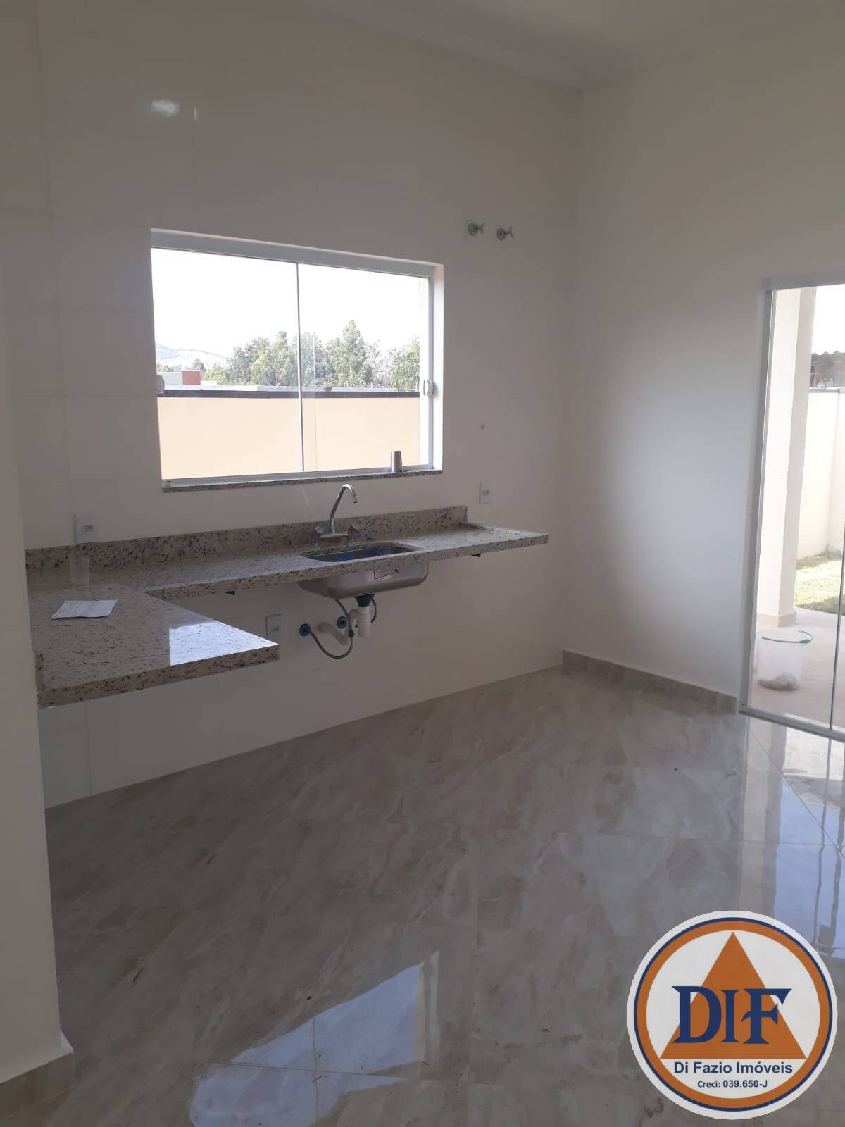 Casa de Condomínio à venda com 3 quartos, 160m² - Foto 6