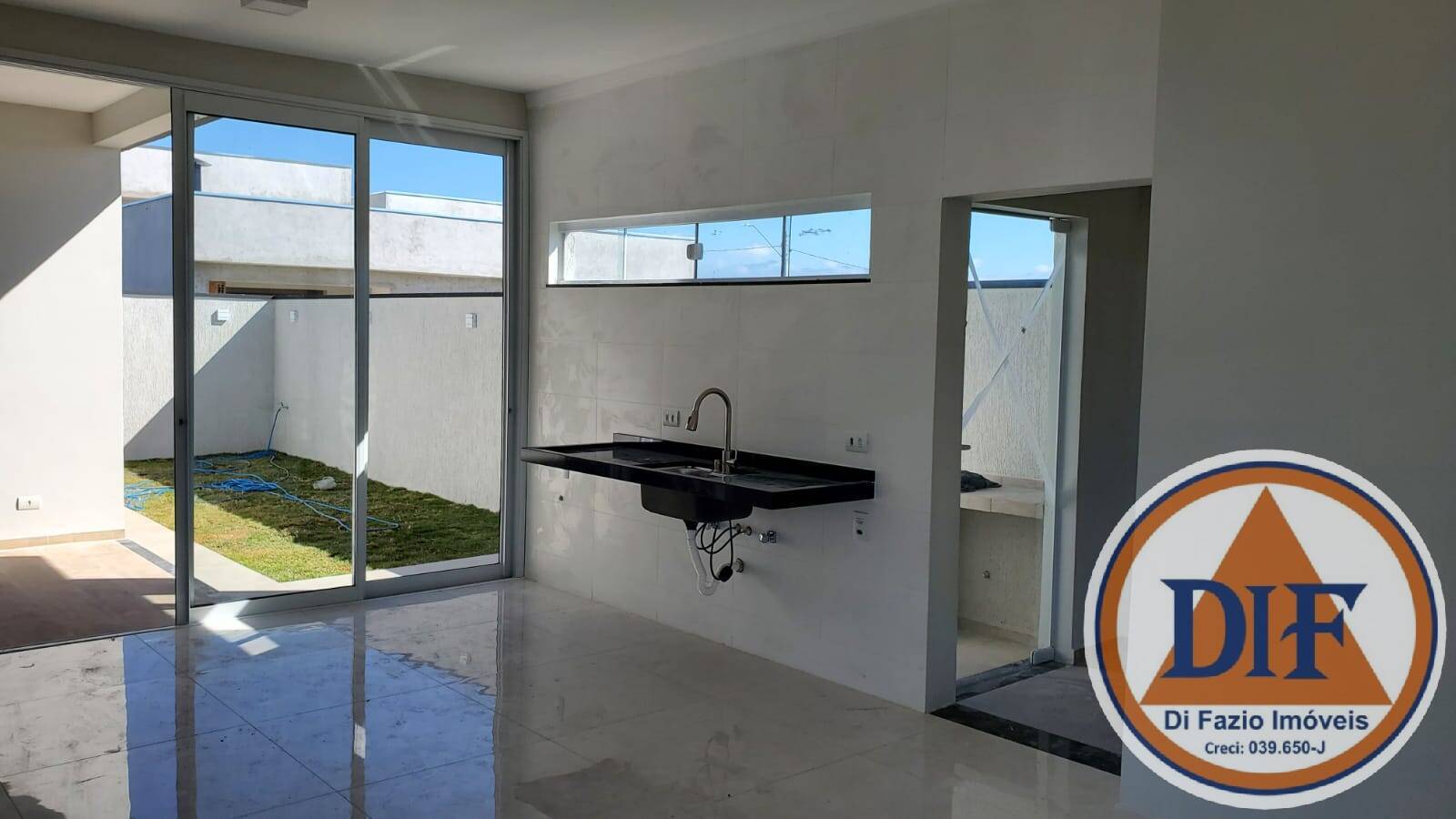 Casa de Condomínio à venda com 3 quartos, 150m² - Foto 18