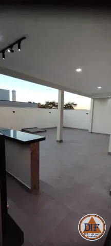 Casa à venda com 5 quartos, 302m² - Foto 9